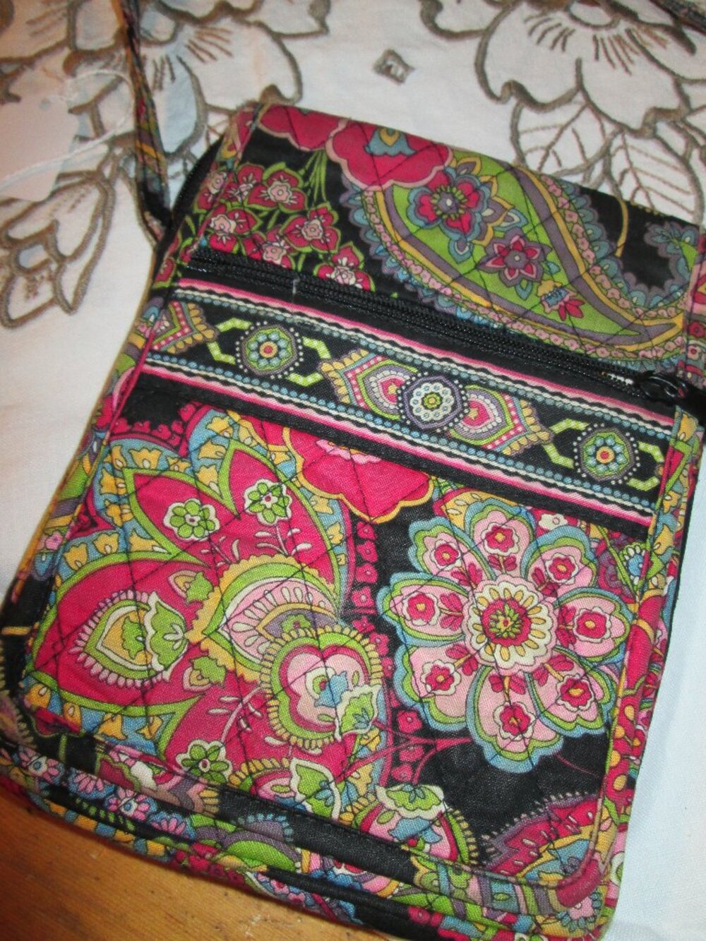 BOHO vera bradley small crossbody bag lift front zip compartment front